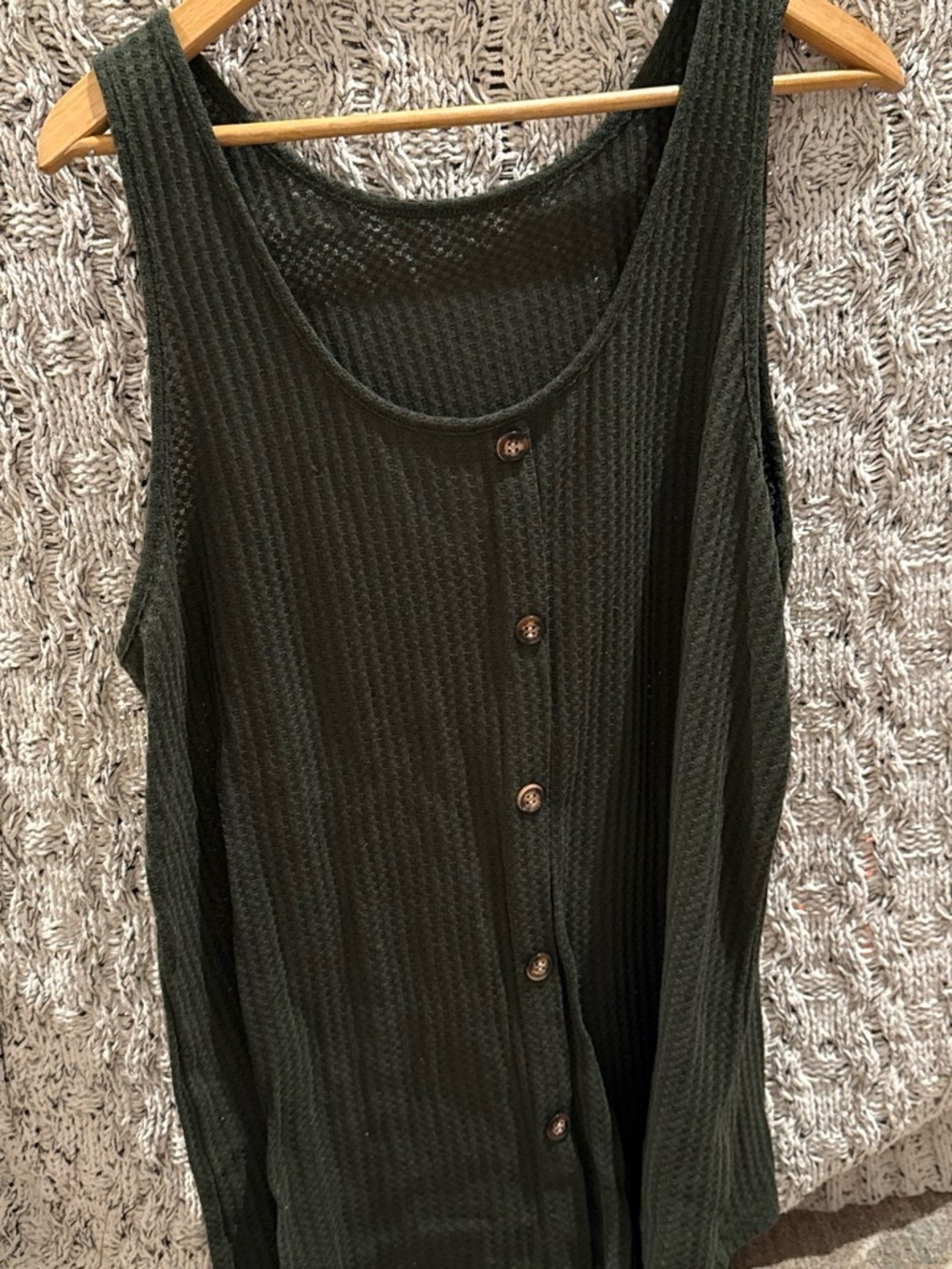 Women's Olive Green Sleeveless Button-Front Tank Top
